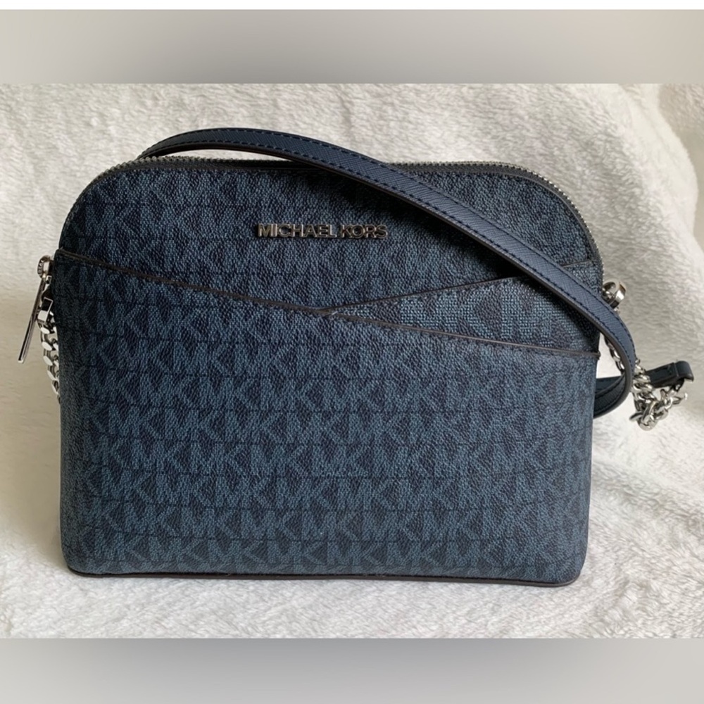 Michael Kors Amelia Crossbody